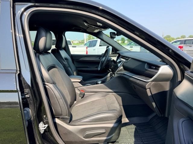 2024 Jeep Grand Cherokee L Altitude 4x4