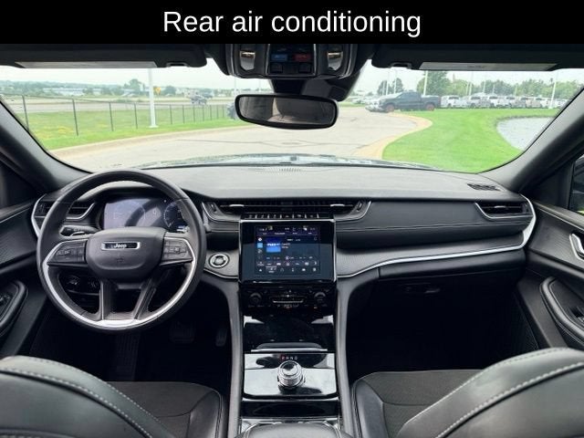 2023 Jeep Grand Cherokee L Altitude 4x4