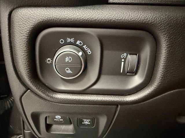 2025 RAM 1500 Warlock