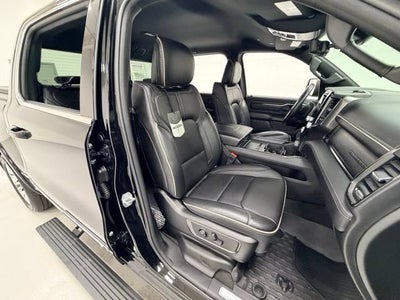 2023 RAM 1500 Limited Crew Cab 4x4 5'7" Box