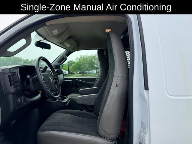 2022 Chevrolet Express Cargo 2500 RWD 2500 Regular Wheelbase WT