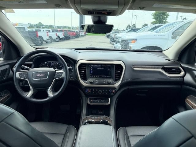2022 GMC Acadia Denali