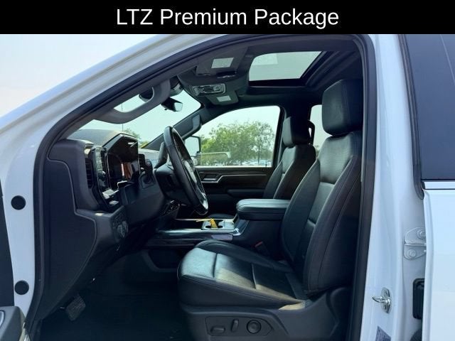 2025 Chevrolet Silverado 3500 HD LTZ