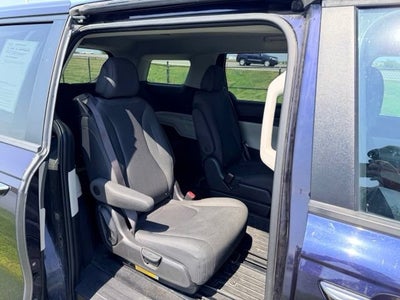 2022 Kia Carnival MPV LX