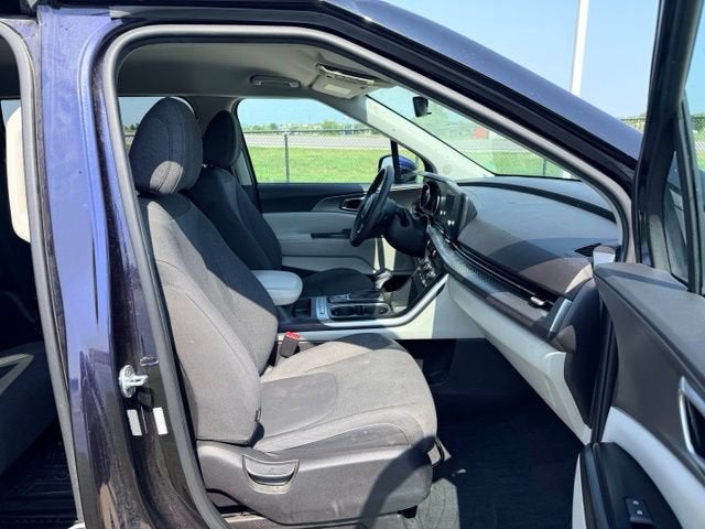2022 Kia Carnival MPV LX