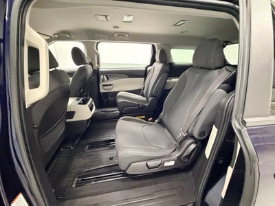 2022 Kia Carnival MPV LX