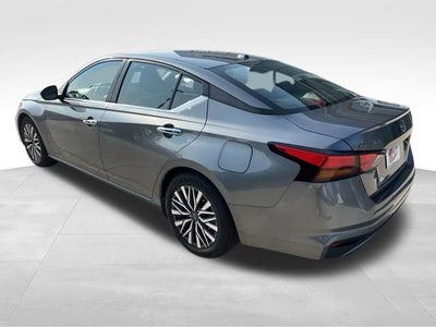 2023 Nissan Altima SV FWD