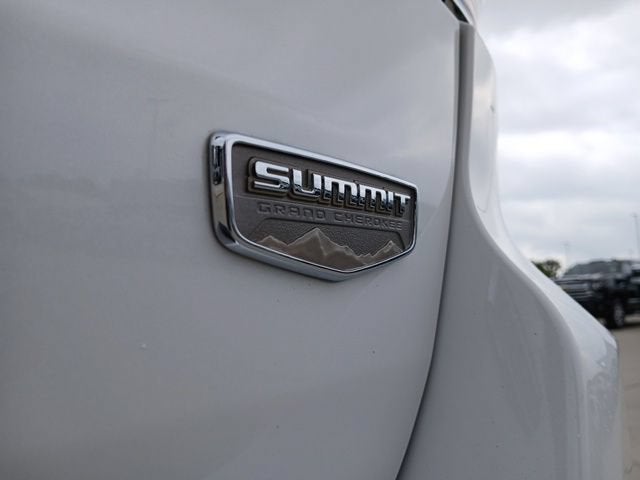2021 Jeep Grand Cherokee Summit