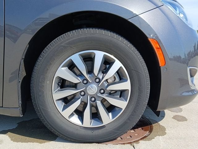 2020 Chrysler Pacifica Touring L Plus