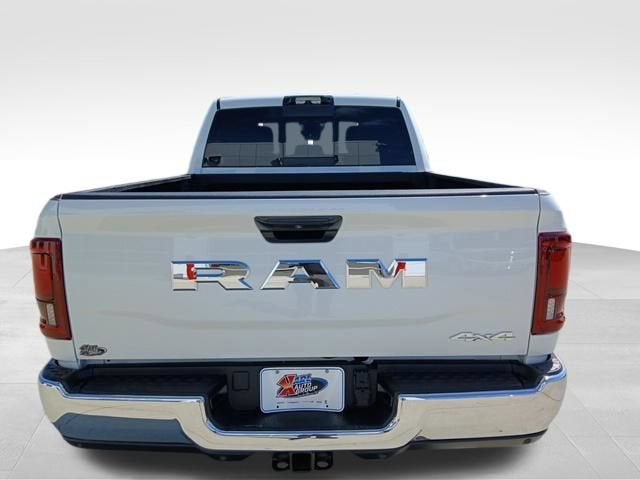 2025 RAM 2500 Tradesman Crew Cab 4x4 6'4" Box