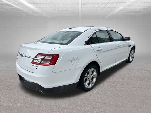 2018 Ford Taurus SE