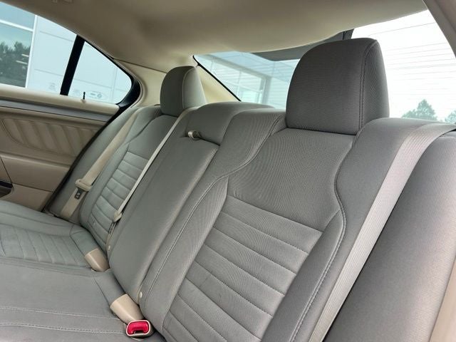 2018 Ford Taurus SE