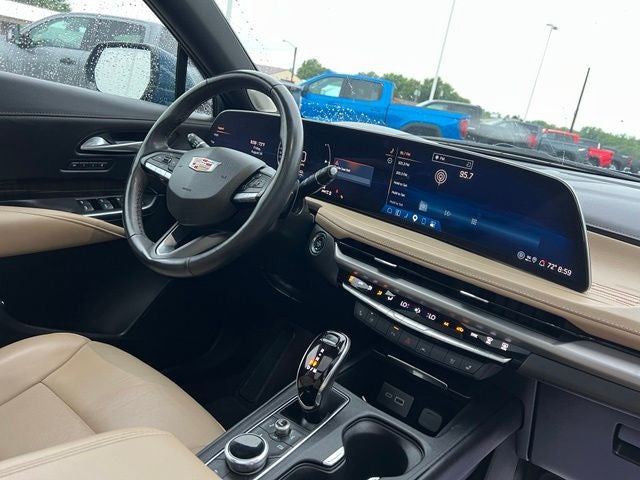 2024 Cadillac XT4 Premium Luxury