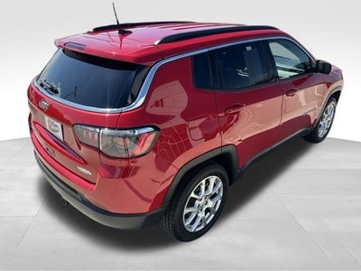 2023 Jeep Compass Latitude Lux